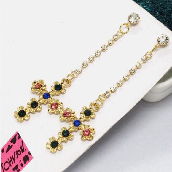✝️ Betsey Johnson stunning cross dangle earrings ✝️ - Picture 6 of 7